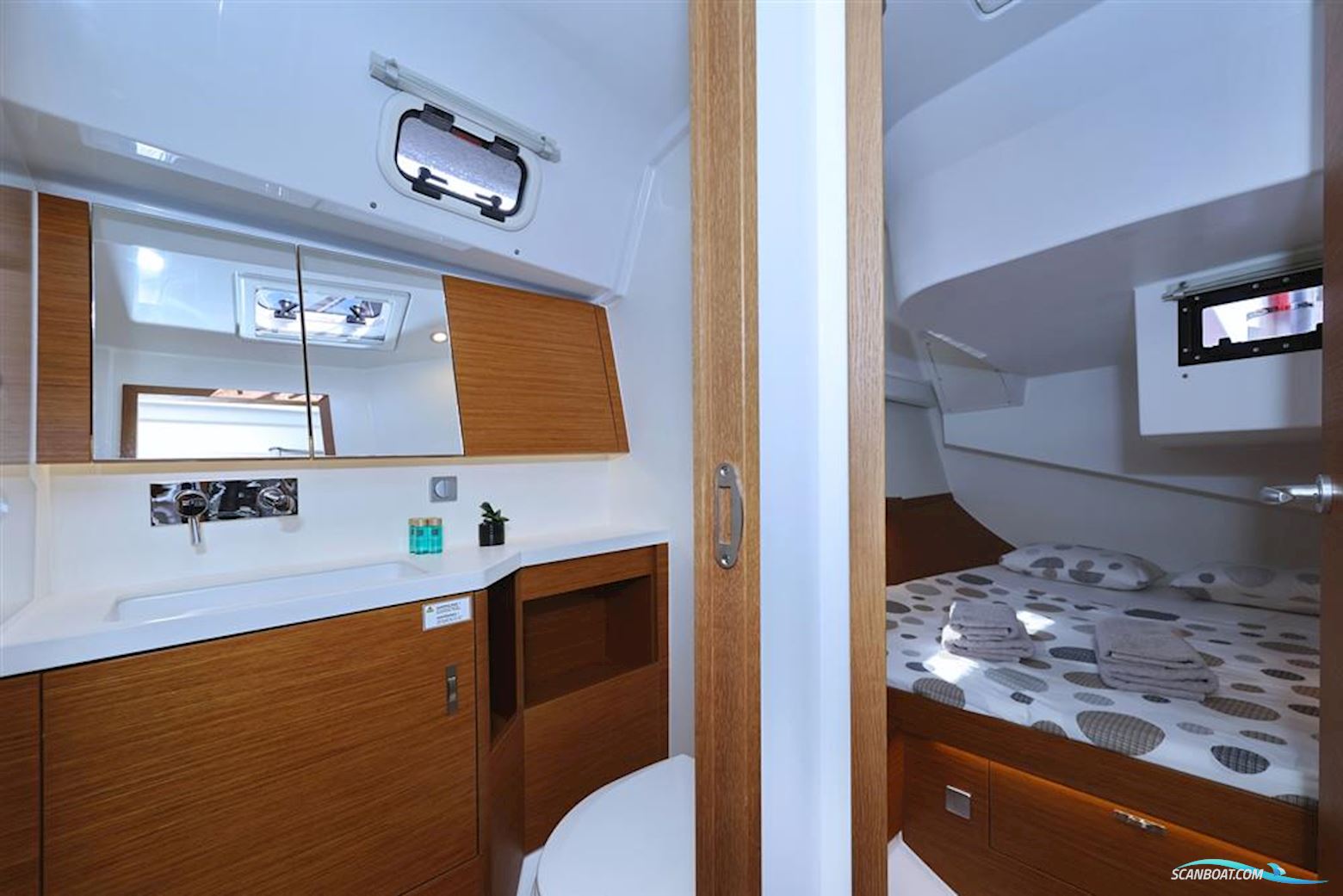 Hanse Yachts 410