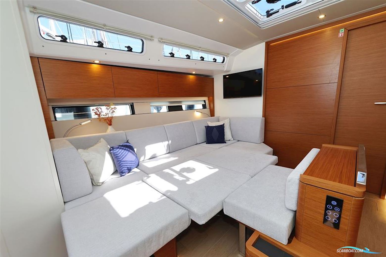 Hanse Yachts 460