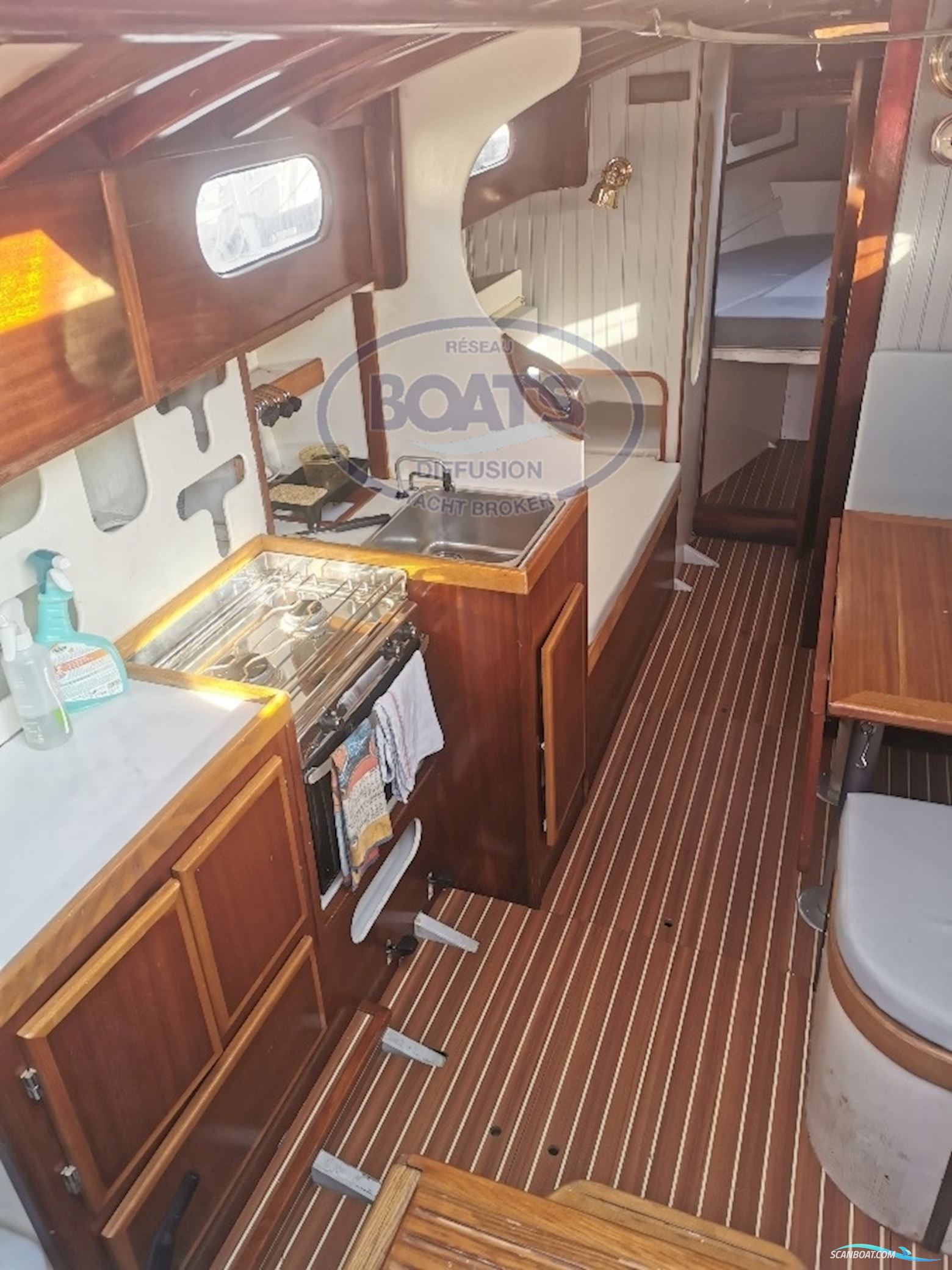 HARTWELL OF PLYMOUTH (GB) HARTWELL OF PLYMOUTH (GB) GOLDEN HIND 31 voilier bois