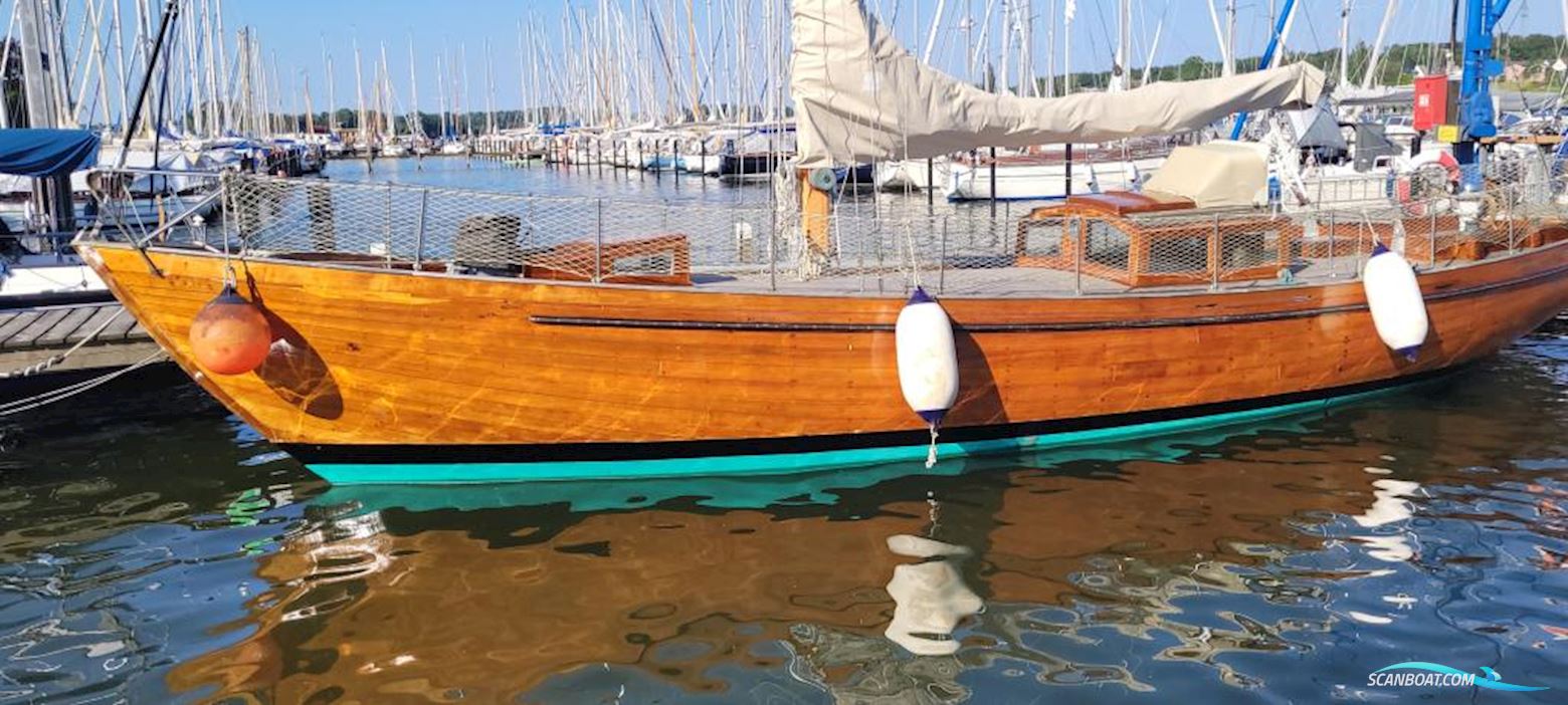 Heinrich Braue Klassiker 9 KR Yacht Segelboot 1948, mit Volvo Penta motor, Deutschland