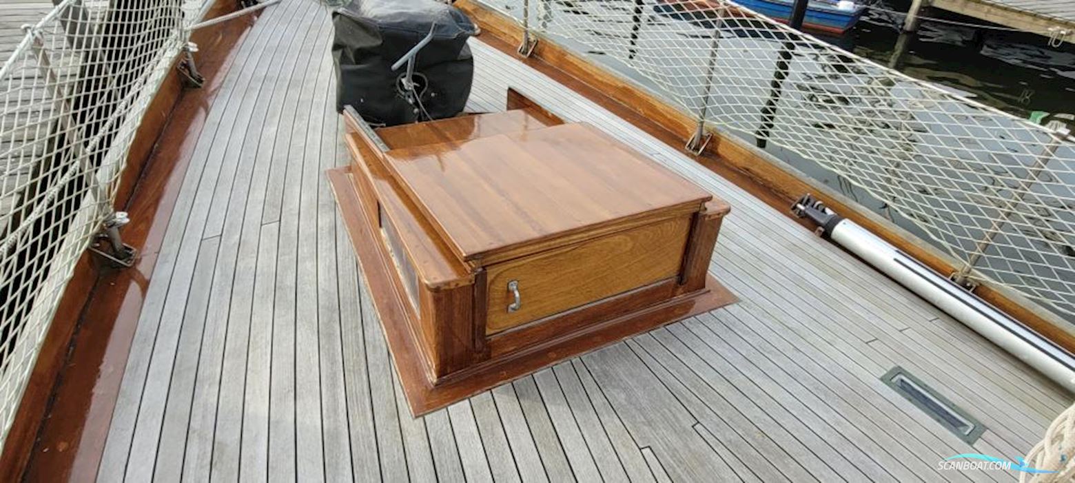 Heinrich Braue Klassiker 9 KR Yacht