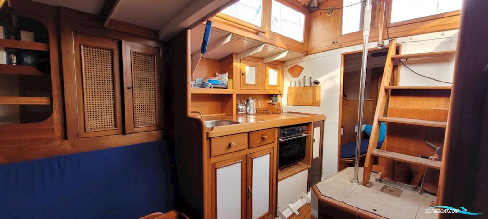 Heinrich Braue Klassiker 9 KR Yacht