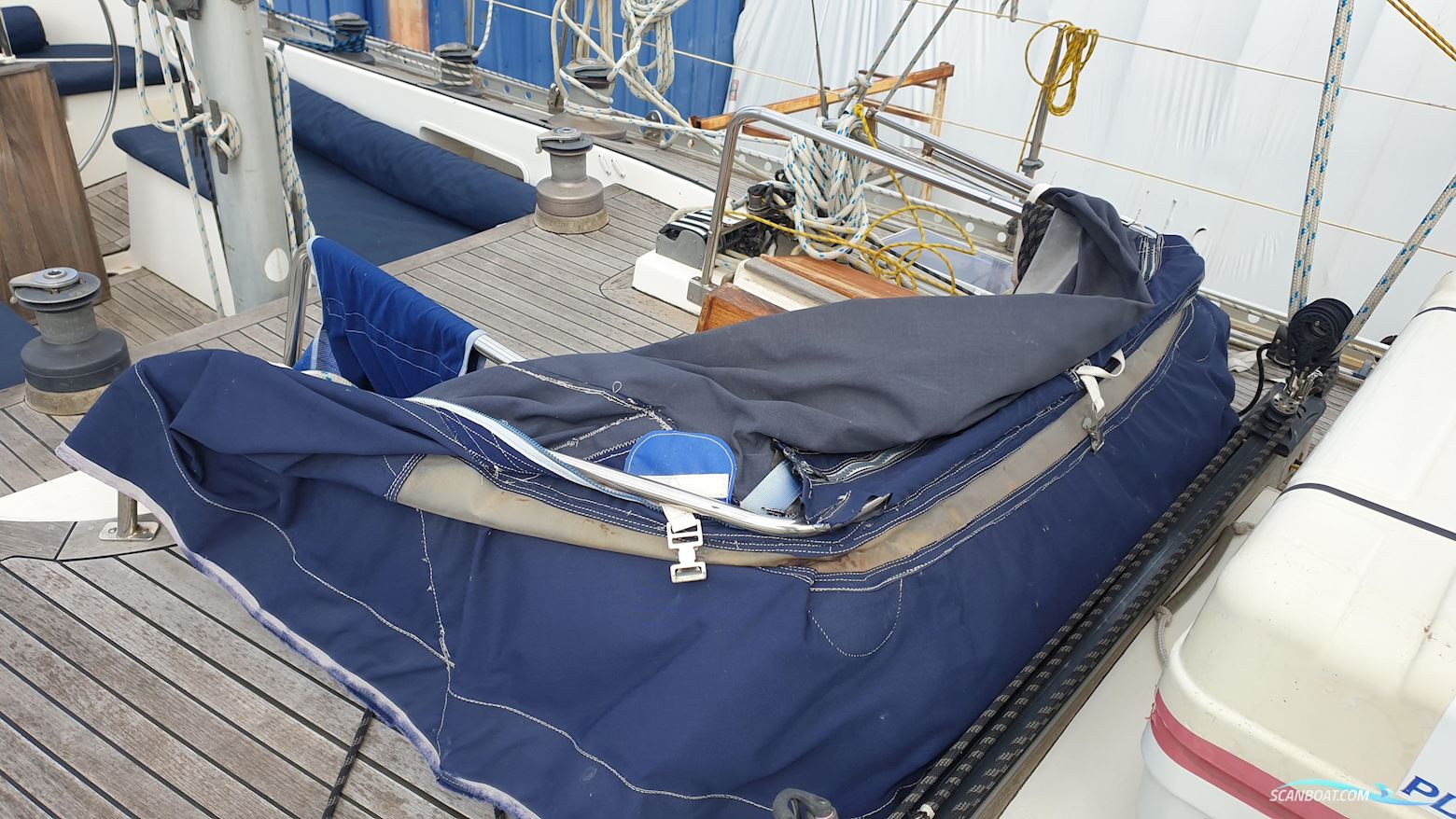 Helmsman Bosun Queen 55