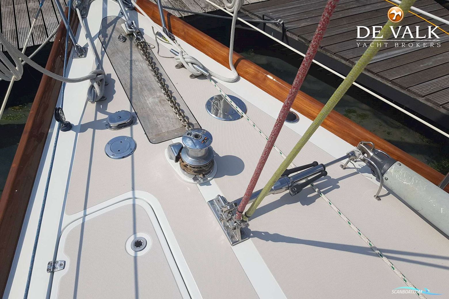 HINCKLEY Sou'wester 52