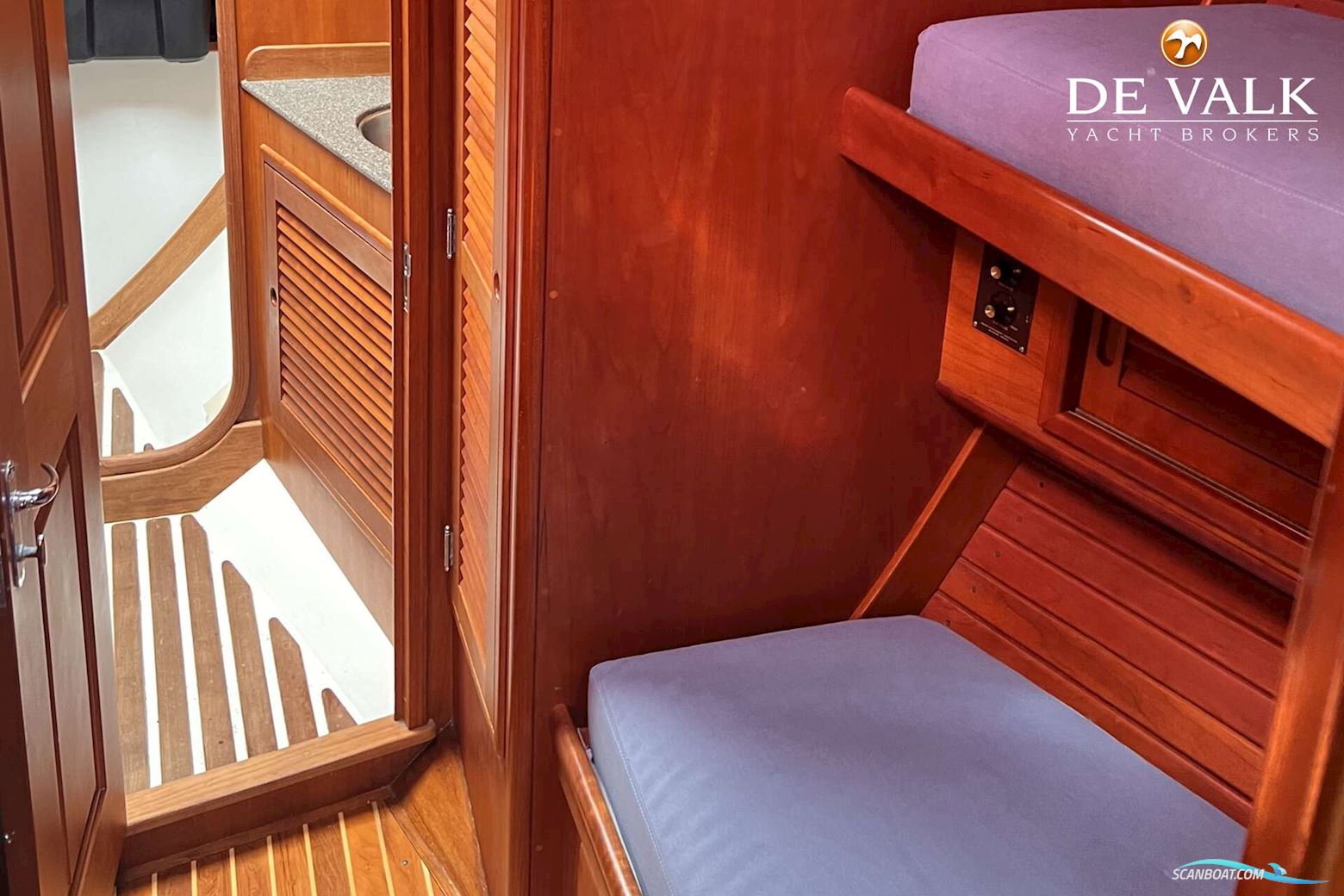 HINCKLEY Sou'wester 52