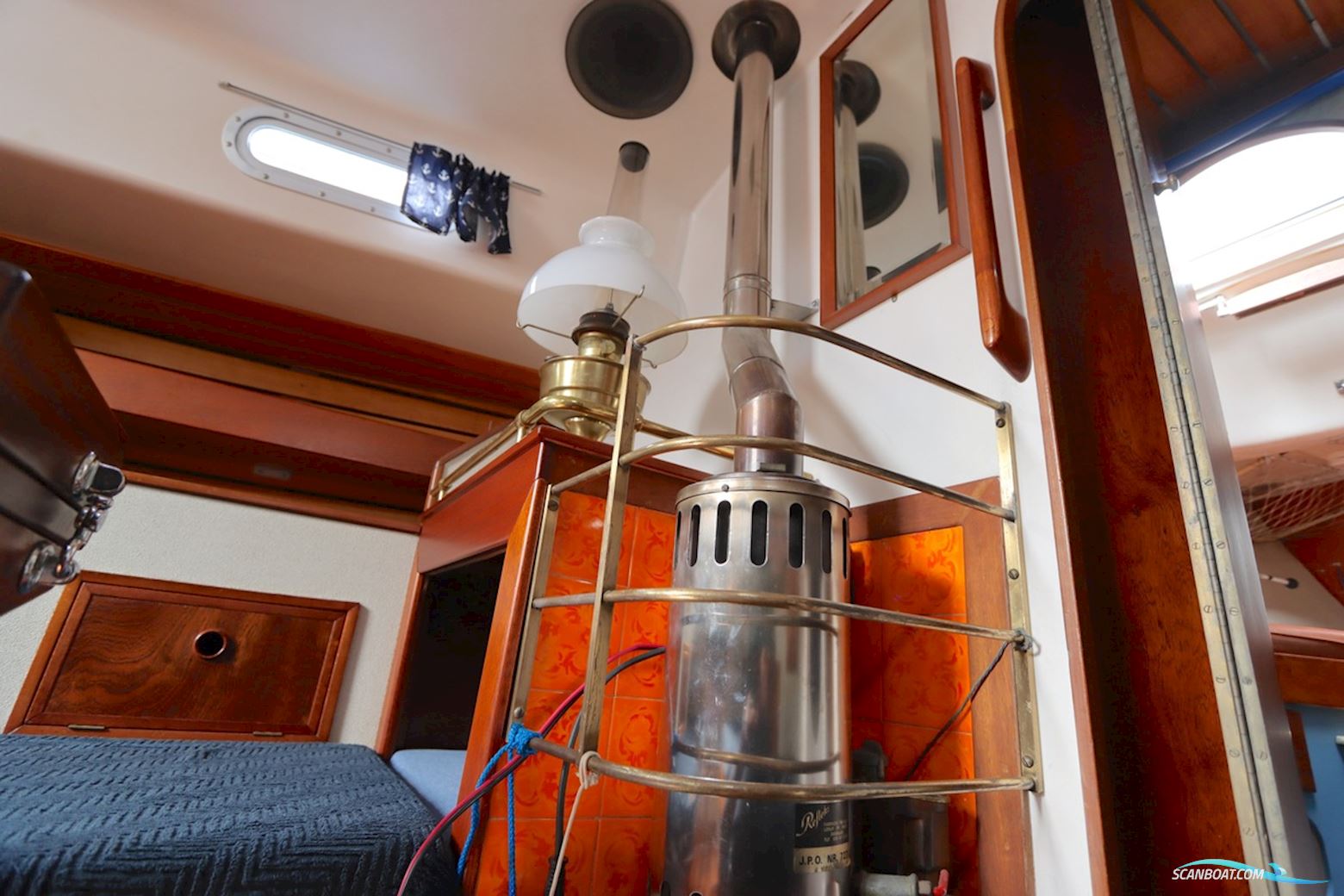 Holman and Pye  Rustler 31