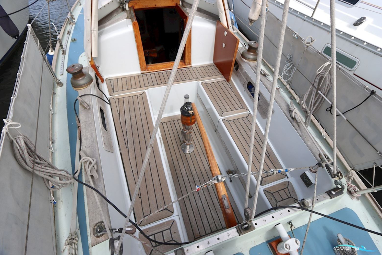 Holman and Pye  Rustler 31