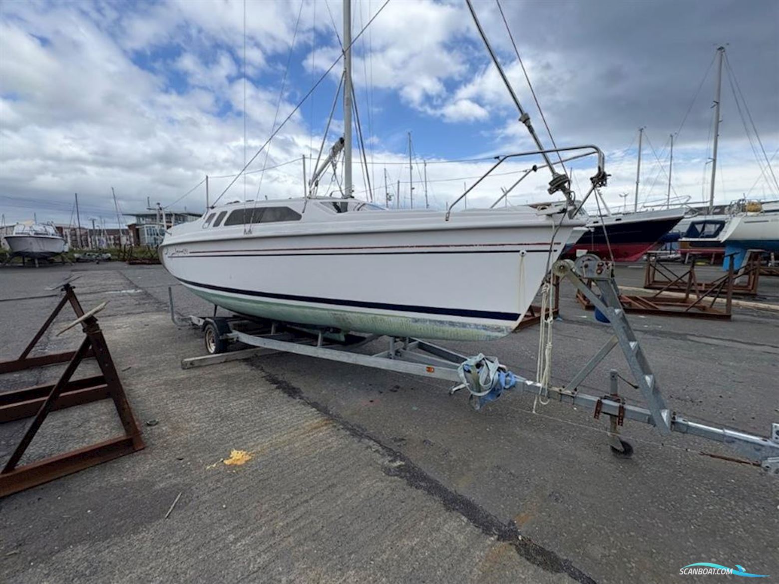 Hunter  Legend 240