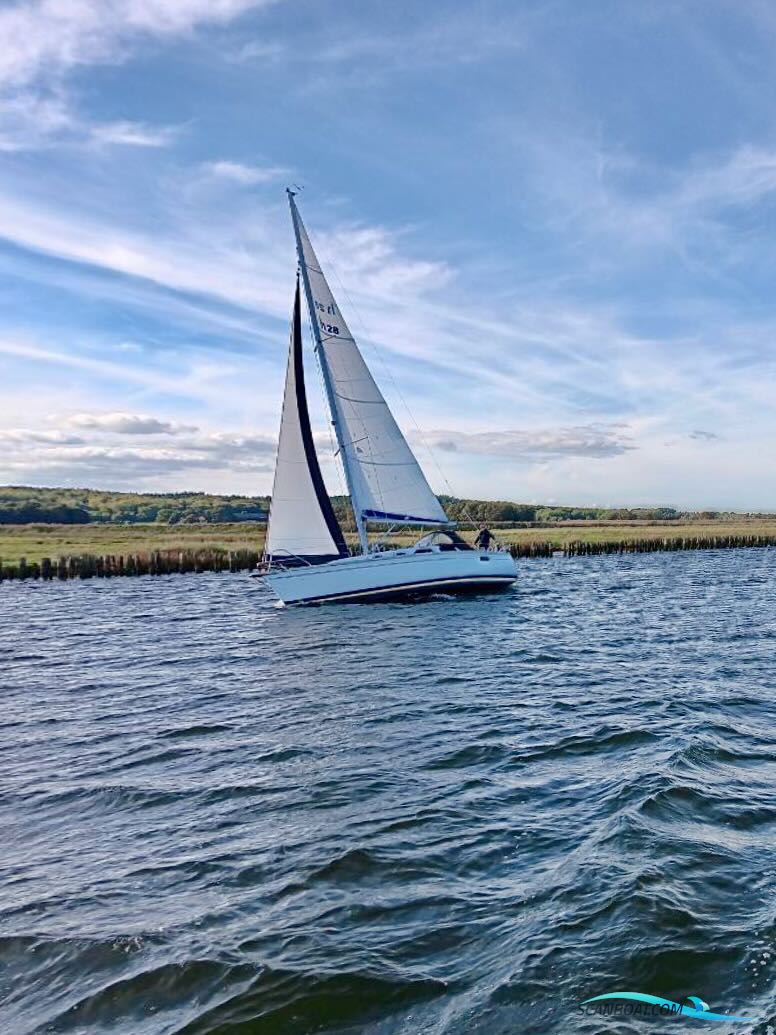 Hunter 28
