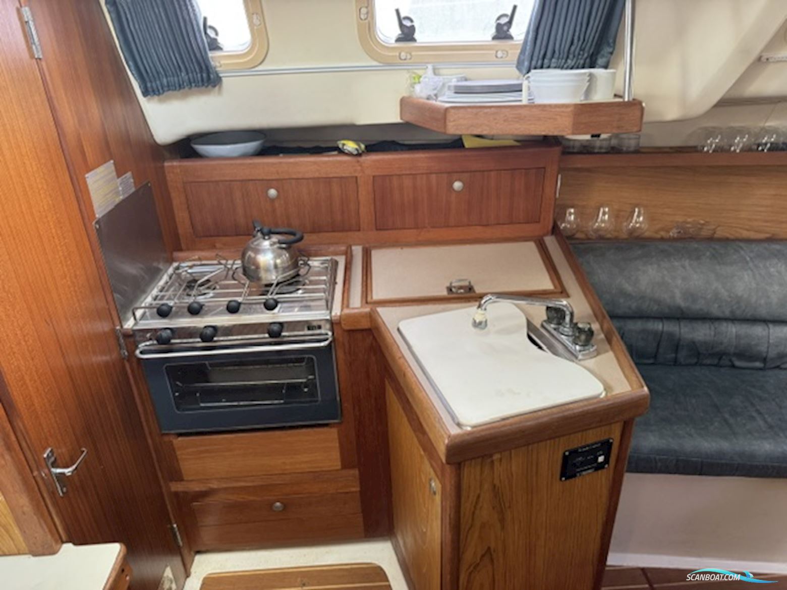 Hunter 290