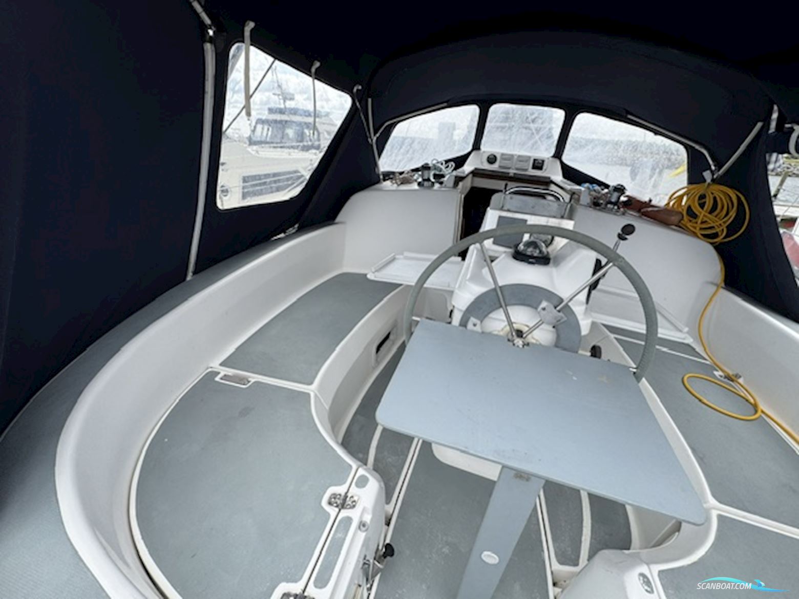 Hunter 290