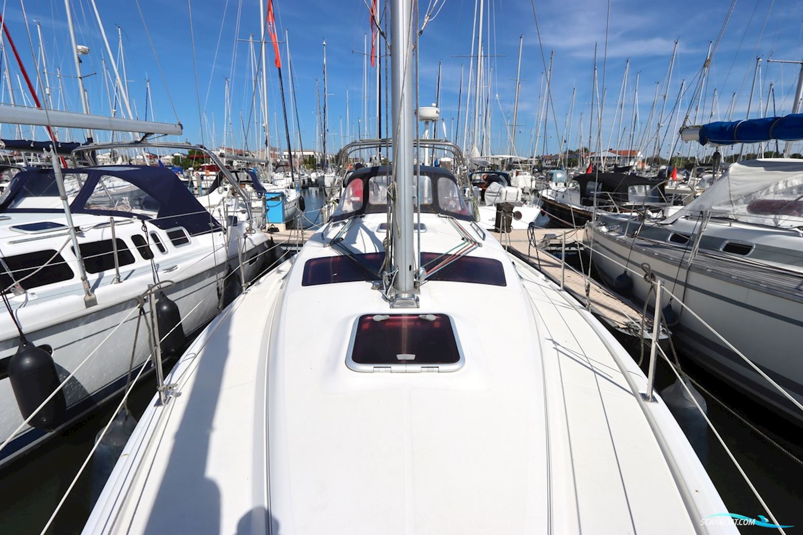 Hunter 33