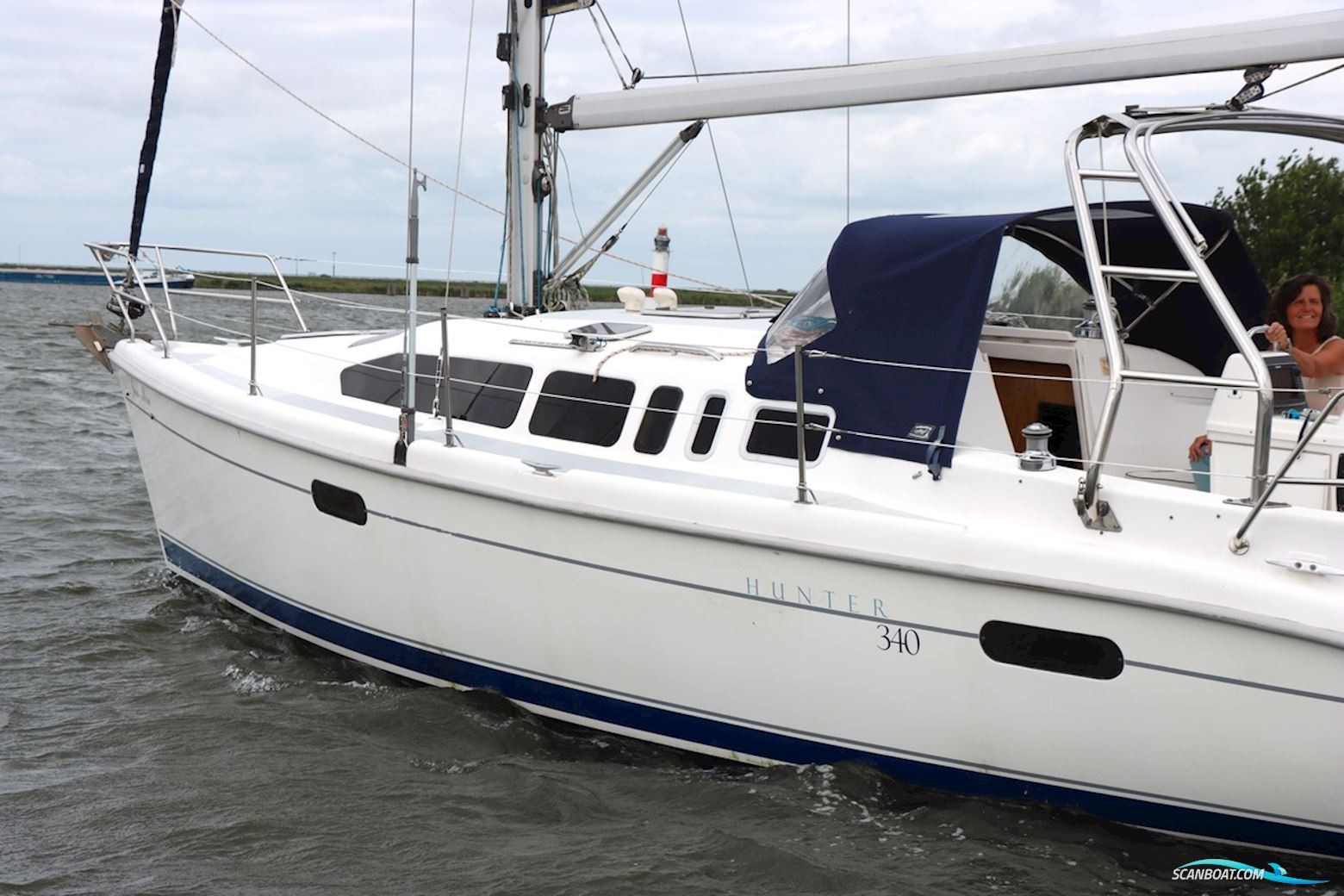 Hunter 340