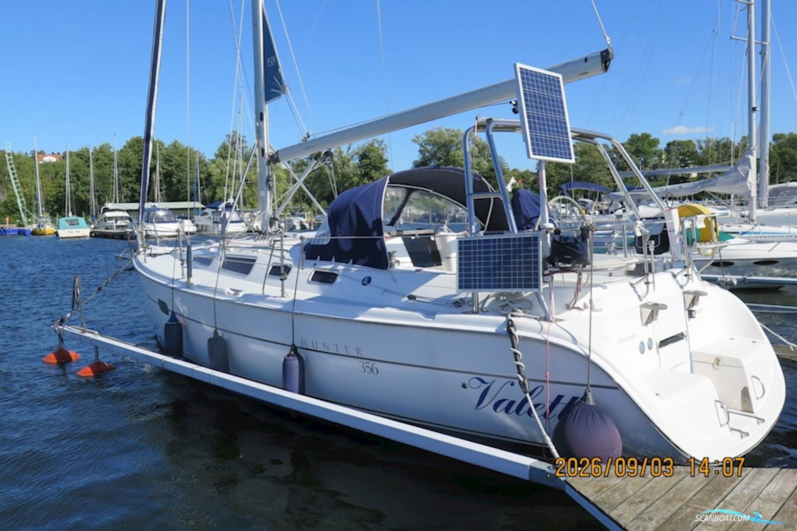 Hunter 356