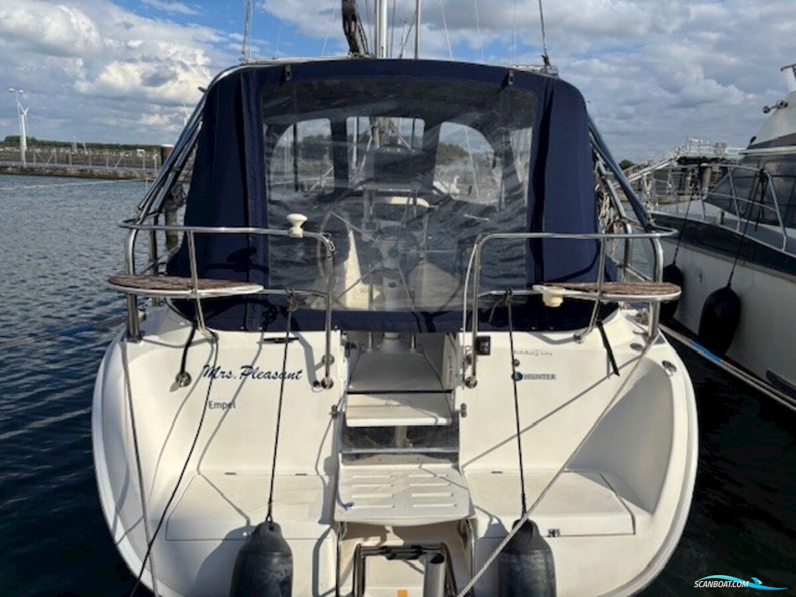 Hunter 36