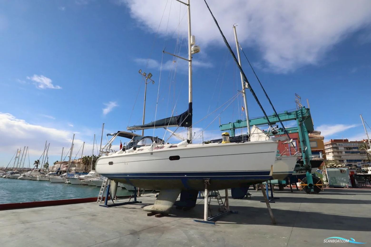 Hunter 36
