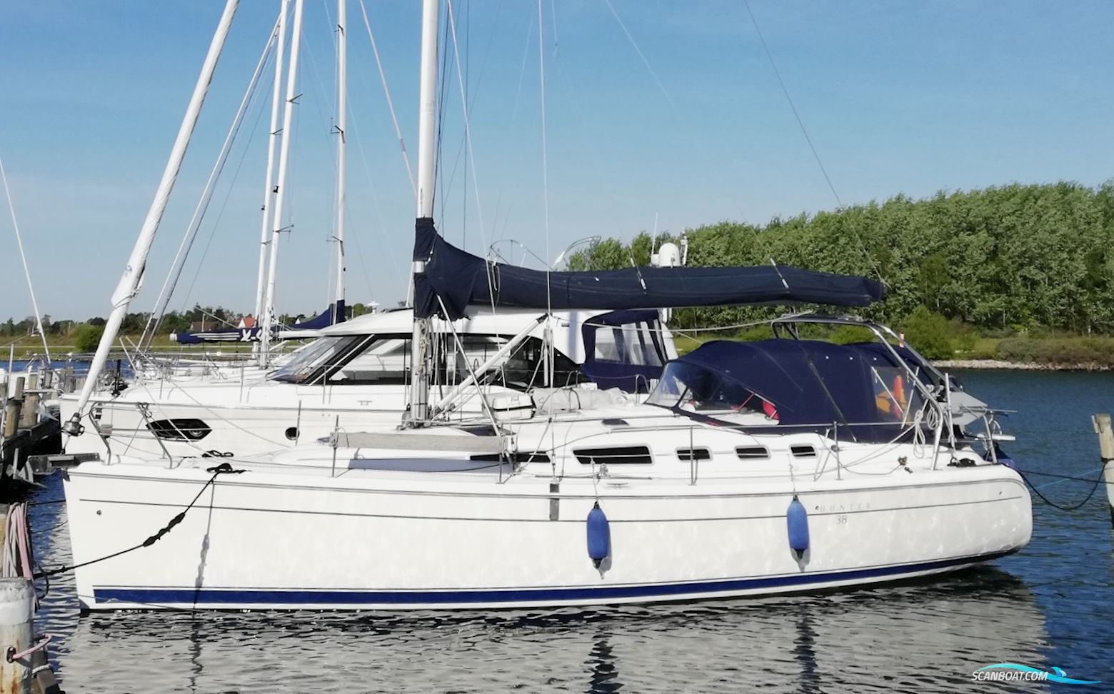 Hunter 38 Segelboot 2006, mit Yanmar 3JH4E motor, Dänemark