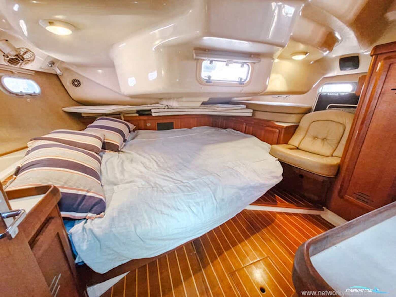 Hunter 430