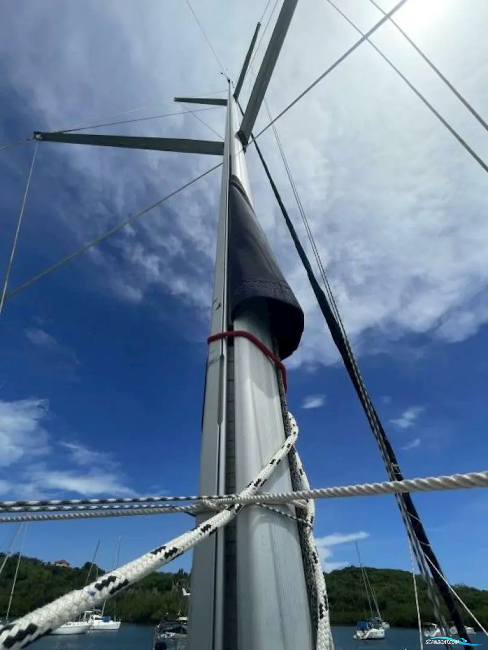 Hunter 44