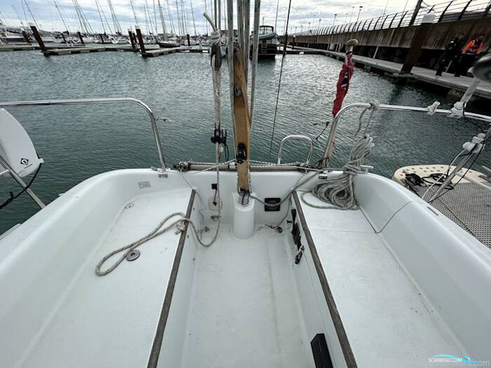 Hunter Channel 31