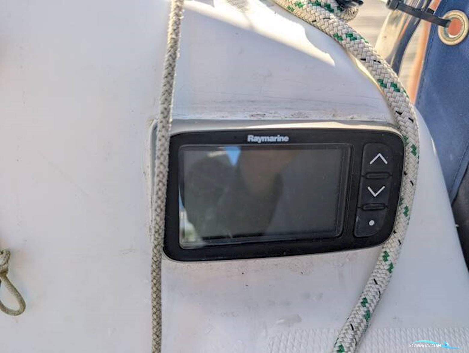 Hunter Legend 240