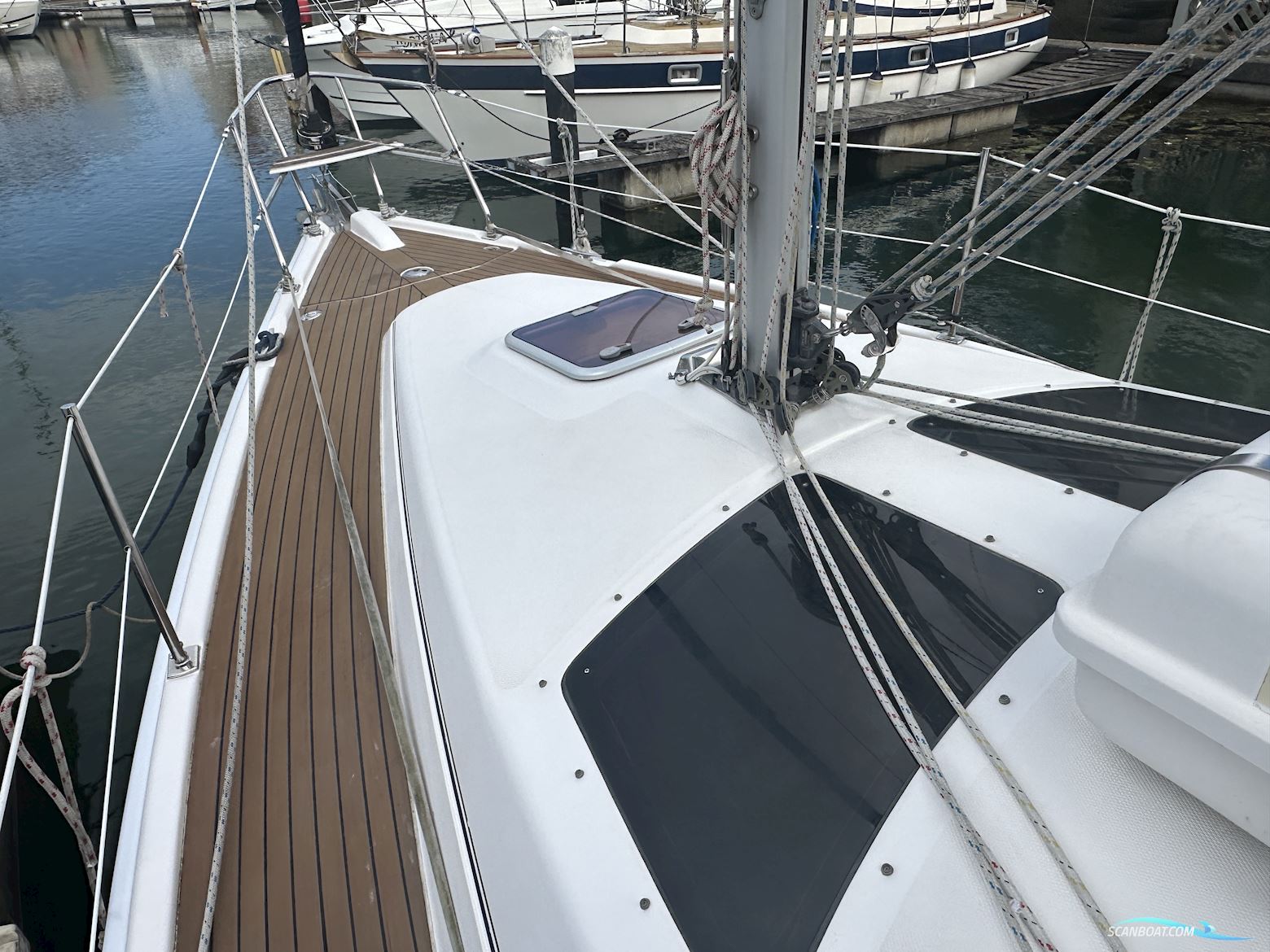 Hunter Legend 33