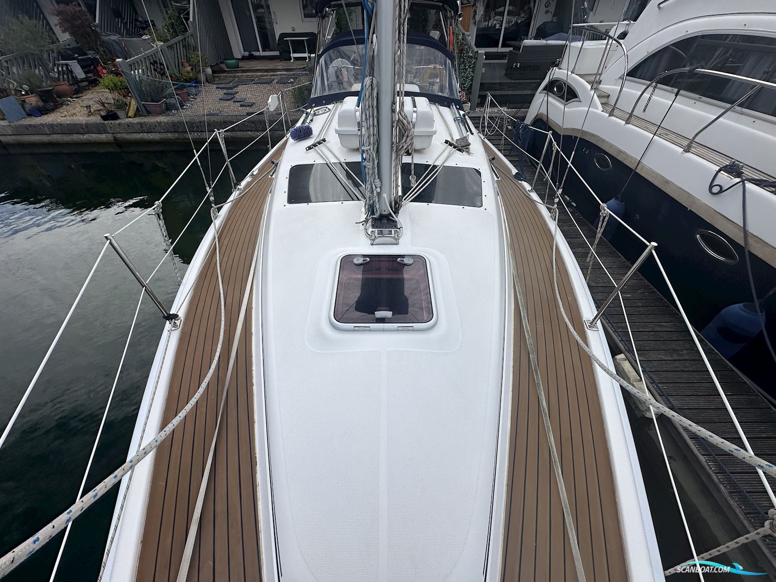 Hunter Legend 33