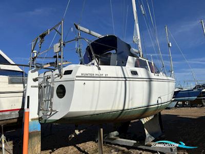 Hunter Pilot 27 Segelboot 1996, mit Nanni Twin motor, England