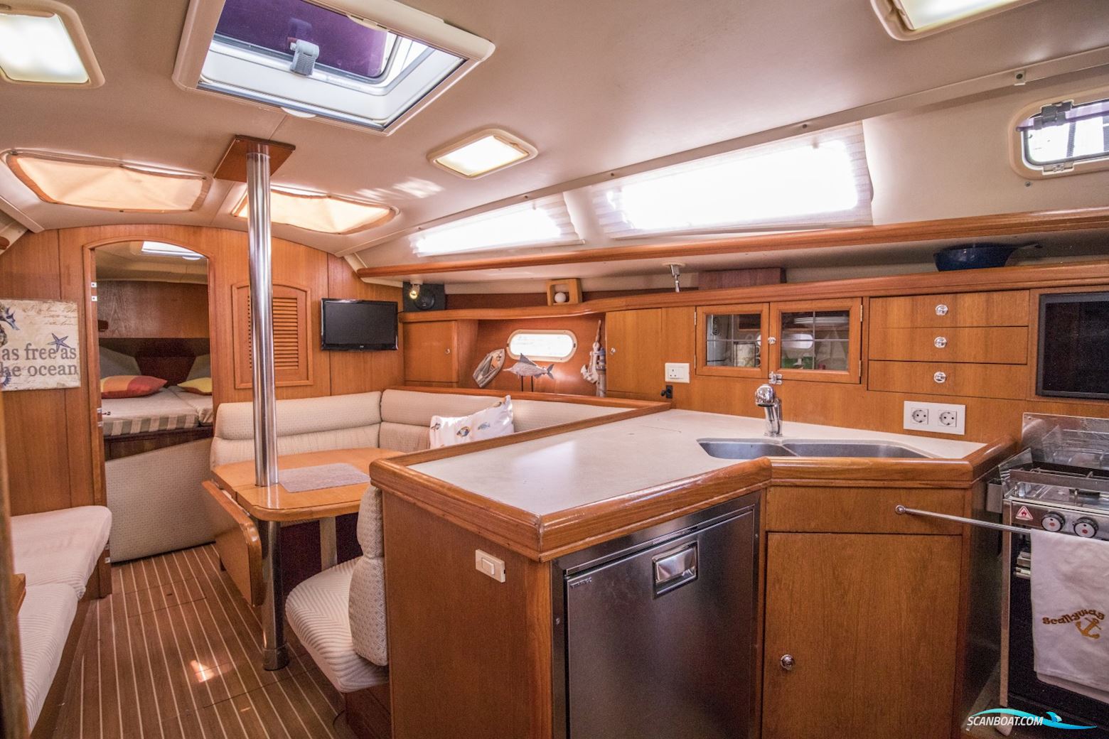 Hunter Sun Legend 36