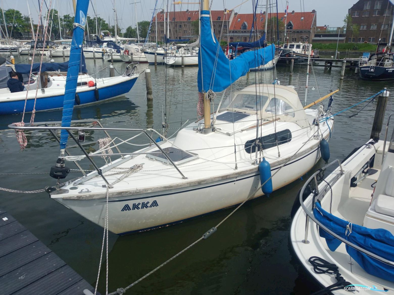 Hurley 700