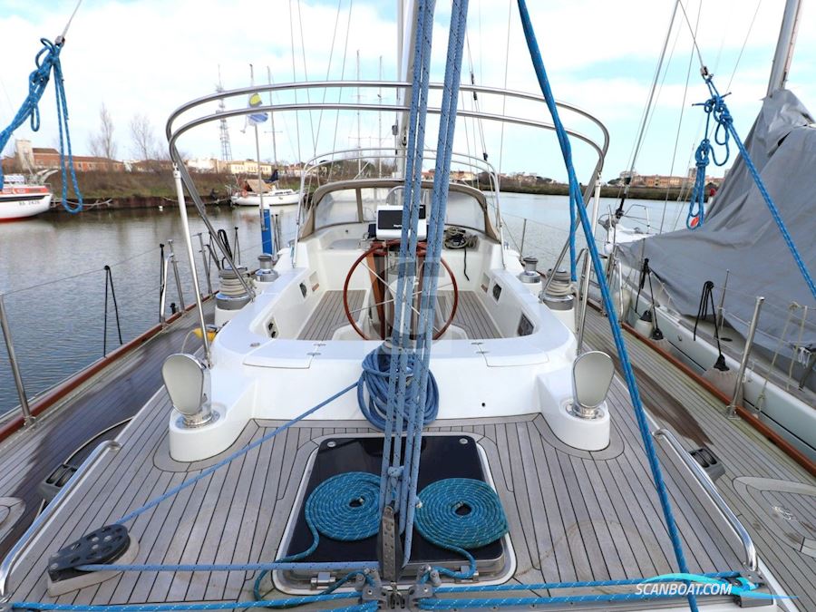 Hylas 54 RS