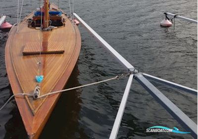 Int 5 Meter Segelboot 1939, mit Tohatsu motor, Sweden