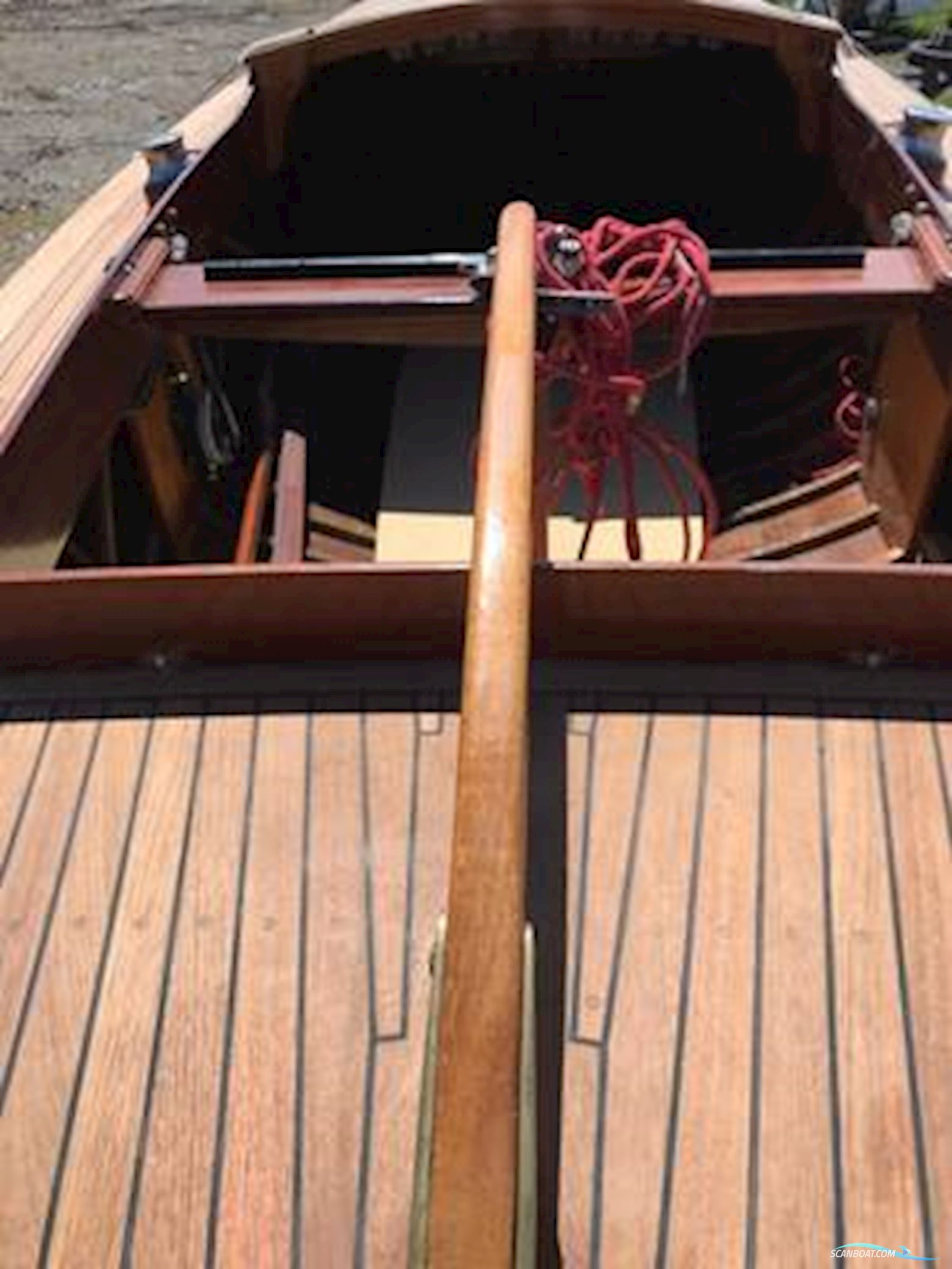 International Dragon 29