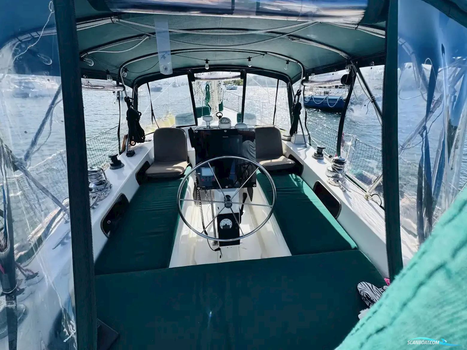 Irwin 41 Center Cockpit Ketch