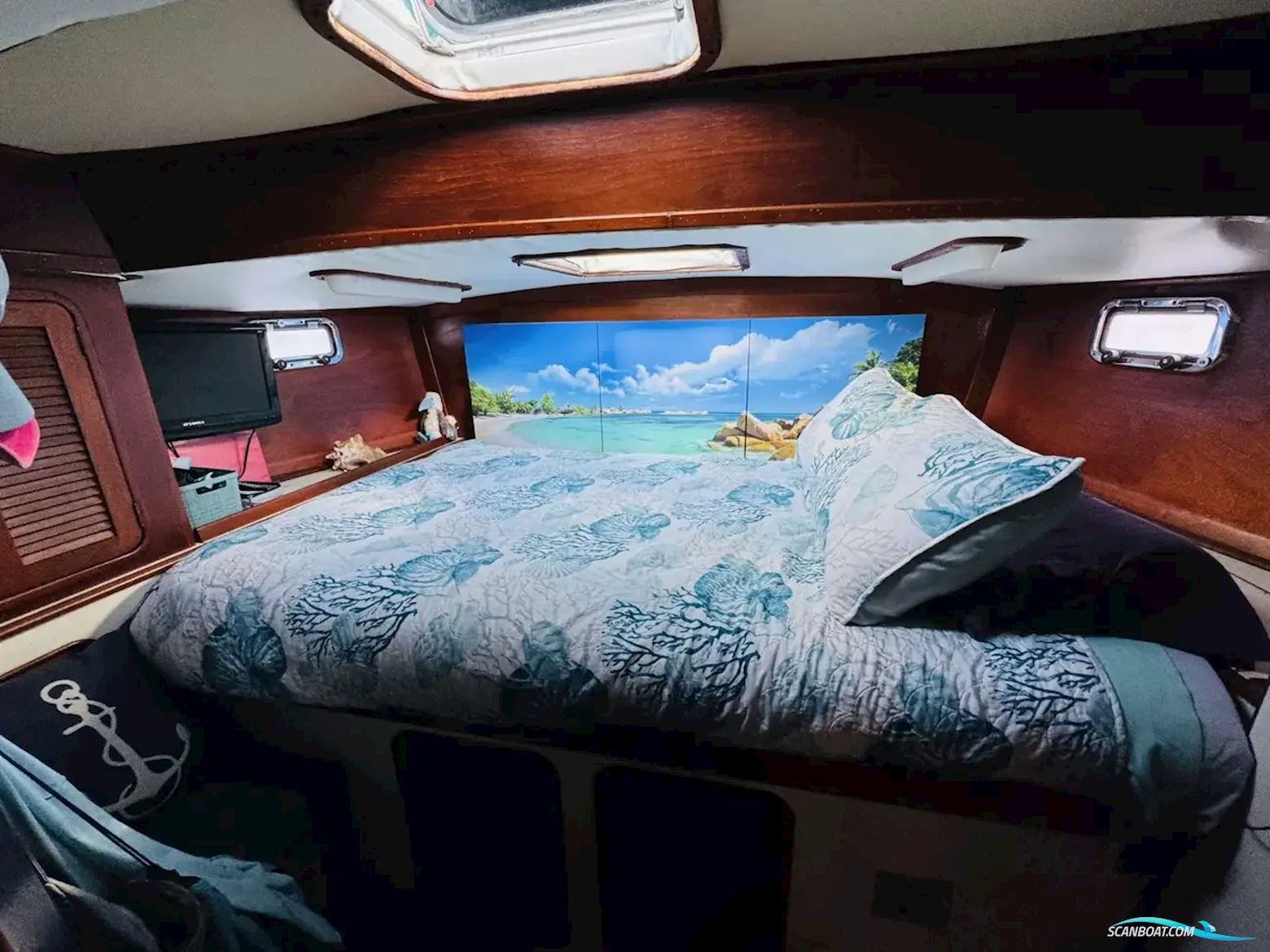Irwin 41 Center Cockpit Ketch