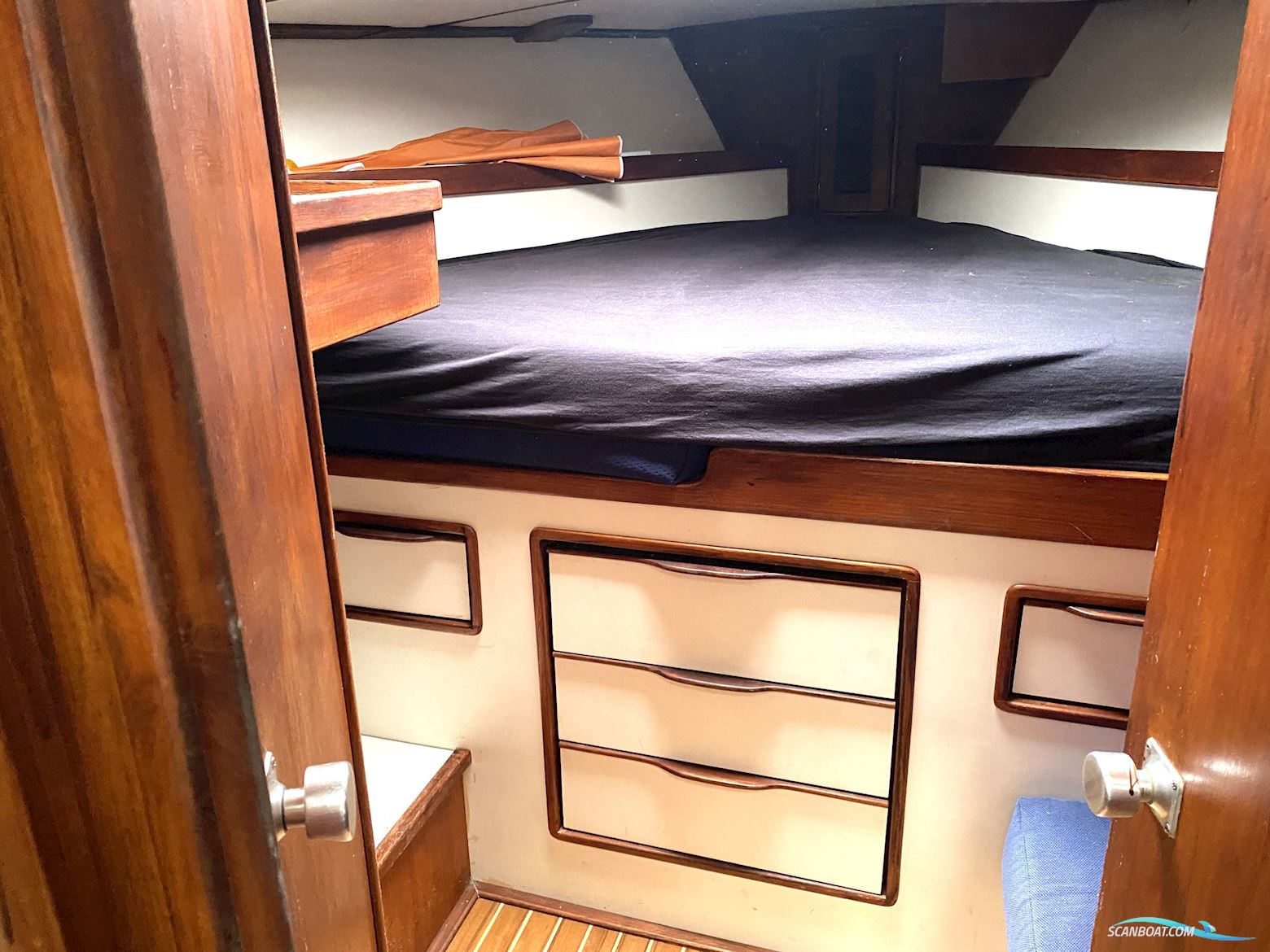 Irwin 49 Blue Water Cruiser