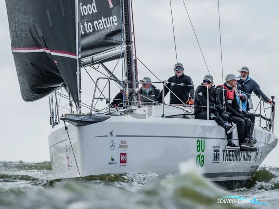 Italia Yachts 11.98 Fuoriserie