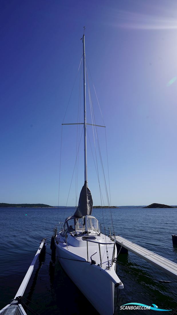 J Boats J 9