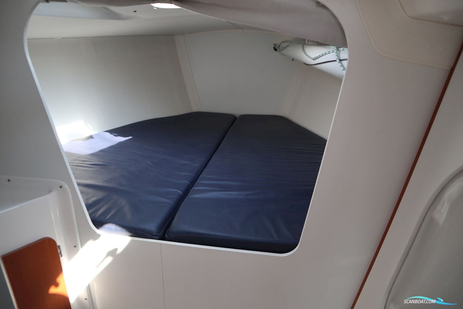 J Boats J105