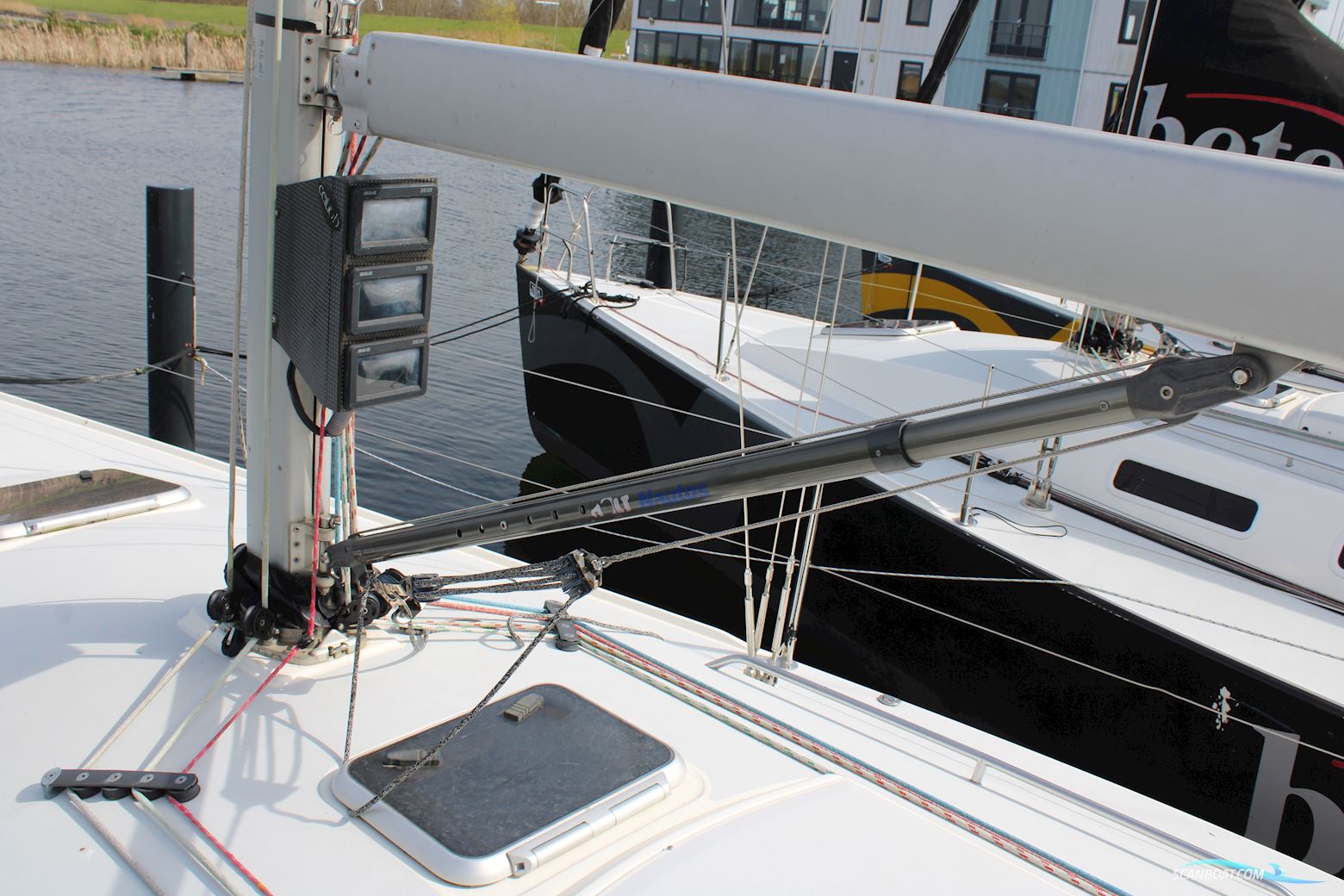 J Boats J109