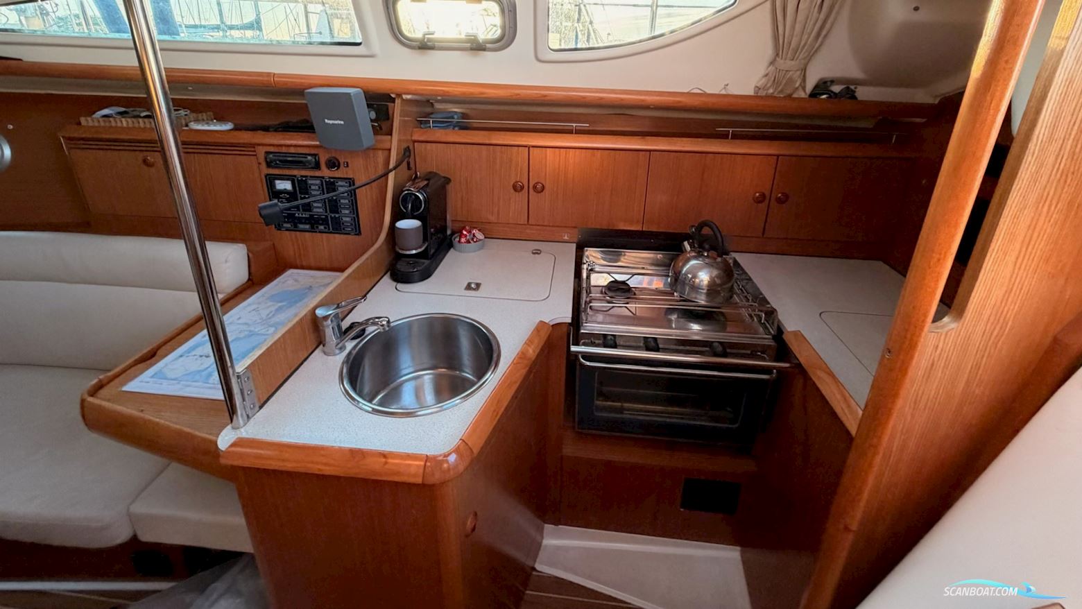 Jeanneau 32 Sun Odyssey Legende