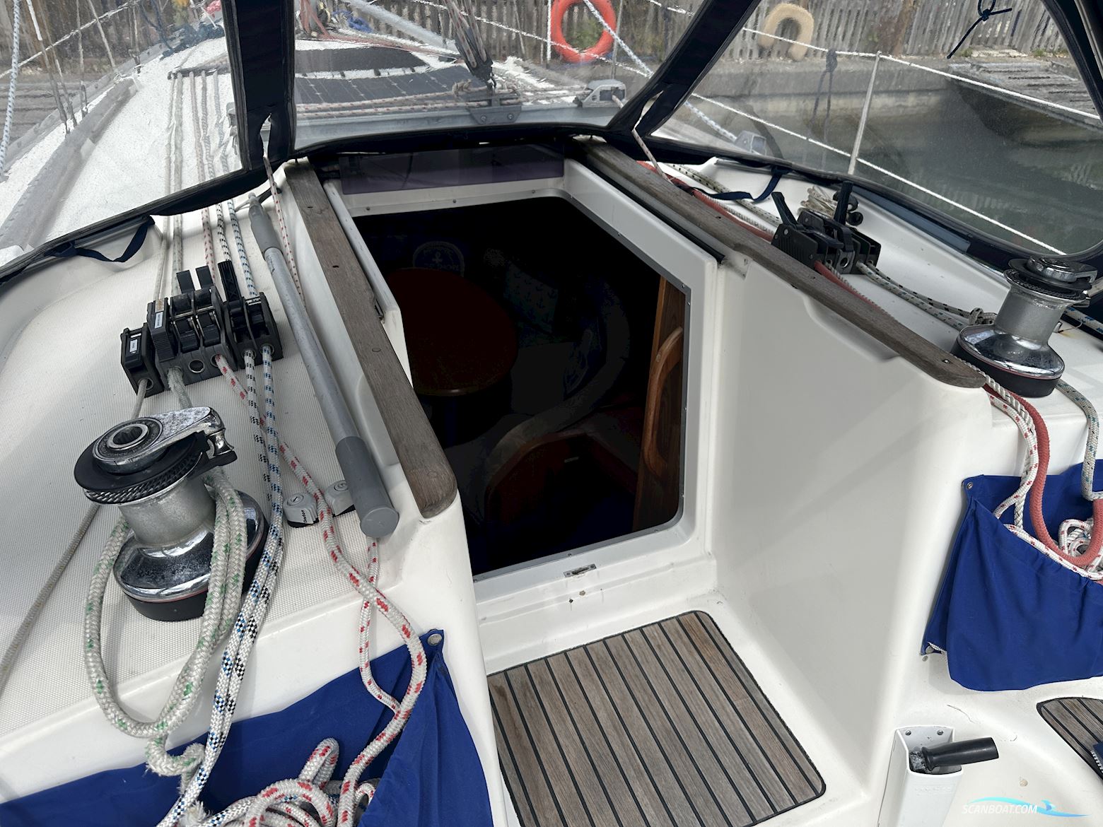 Jeanneau 342
