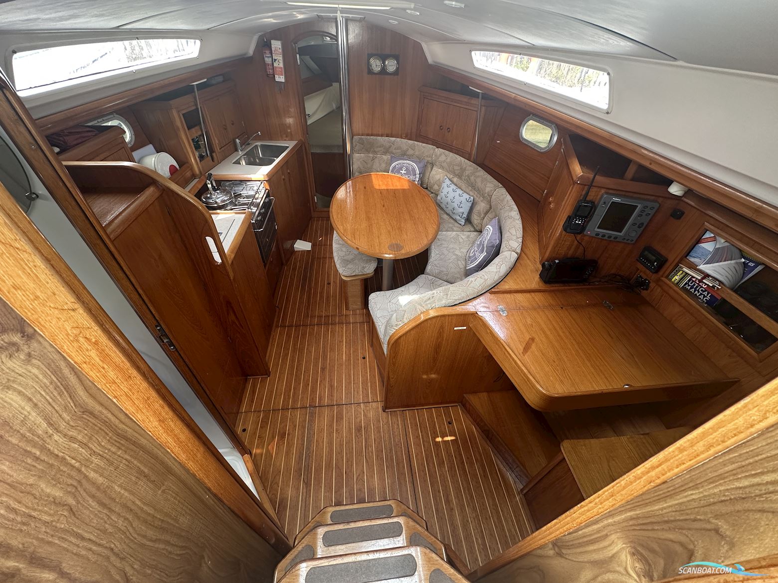 Jeanneau 342