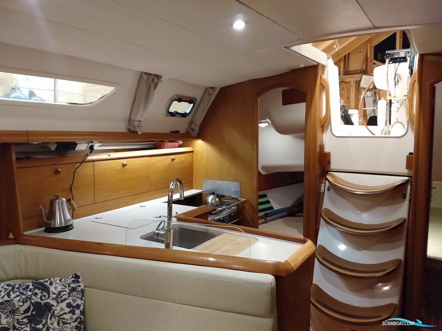 Jeanneau 37 Sun Odyssey
