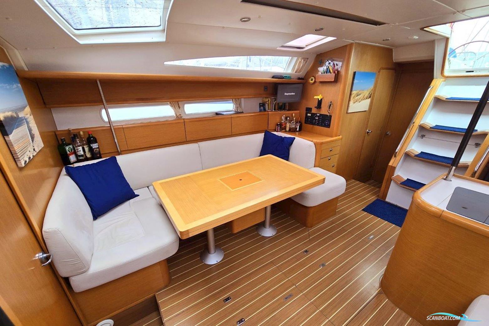 Jeanneau 53