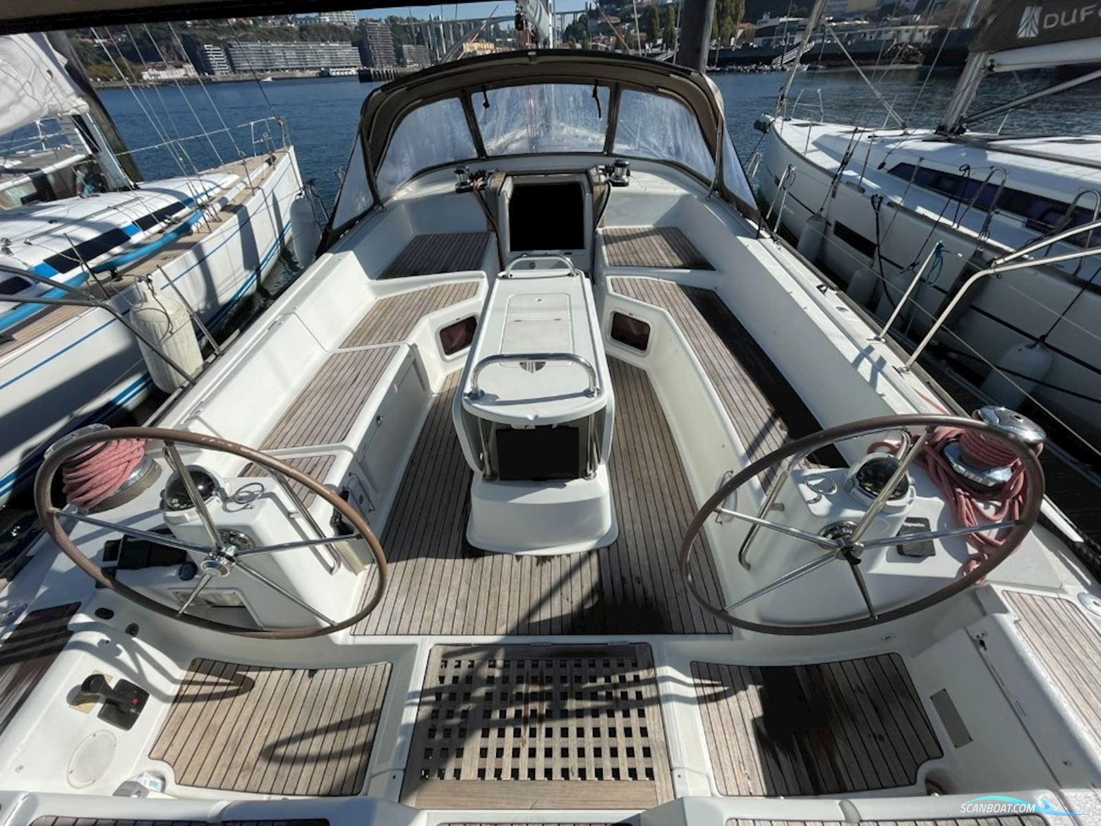 Jeanneau 53
