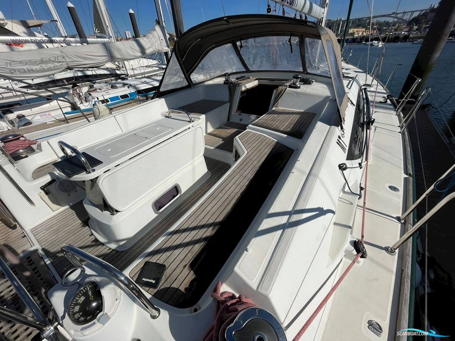 Jeanneau 53