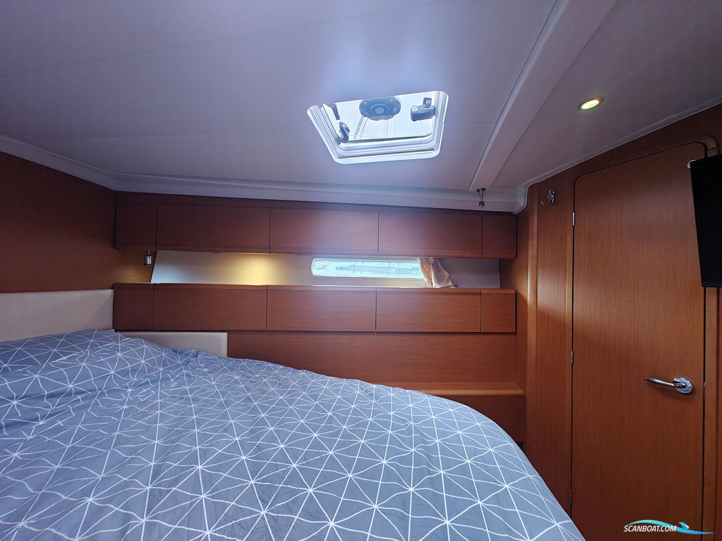 Jeanneau 53 Shallow Draft
