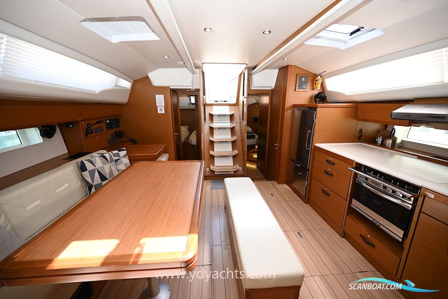 Jeanneau 54
