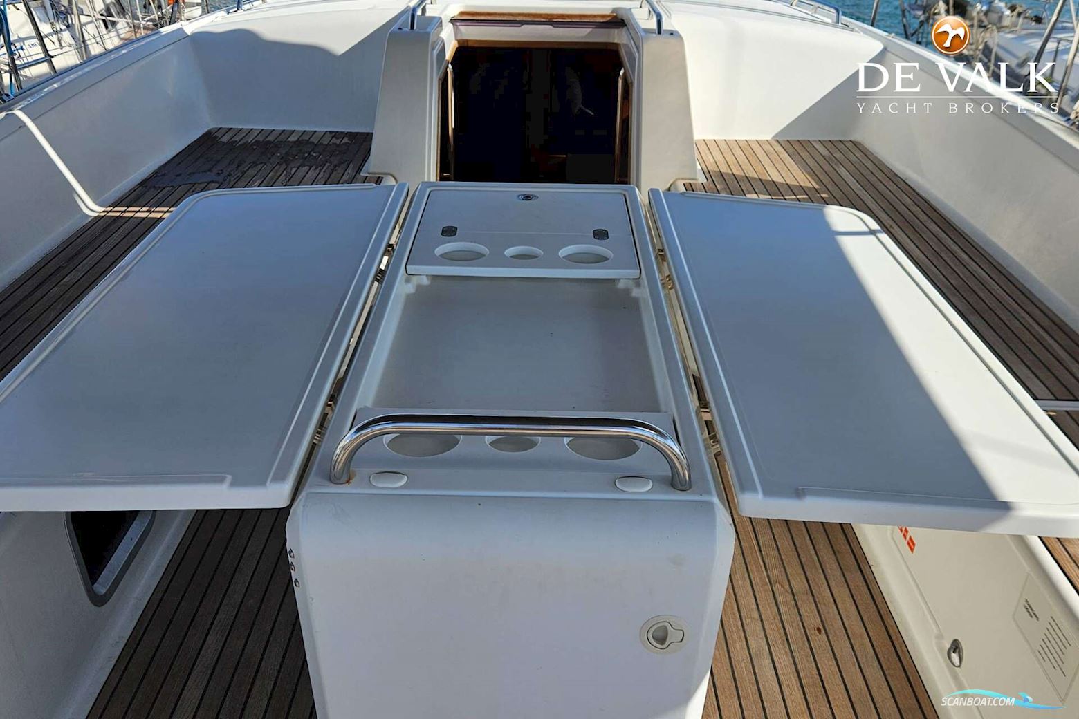 Jeanneau 54